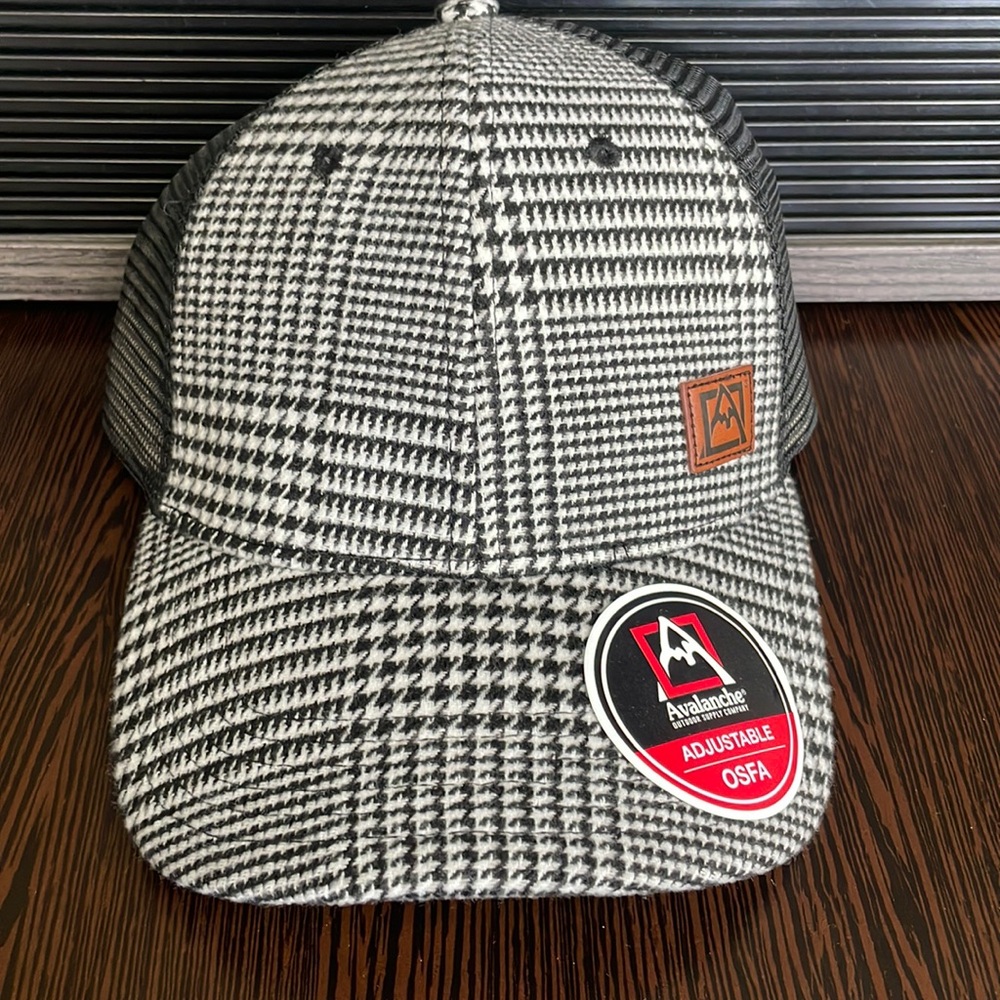 Avalanche Cap